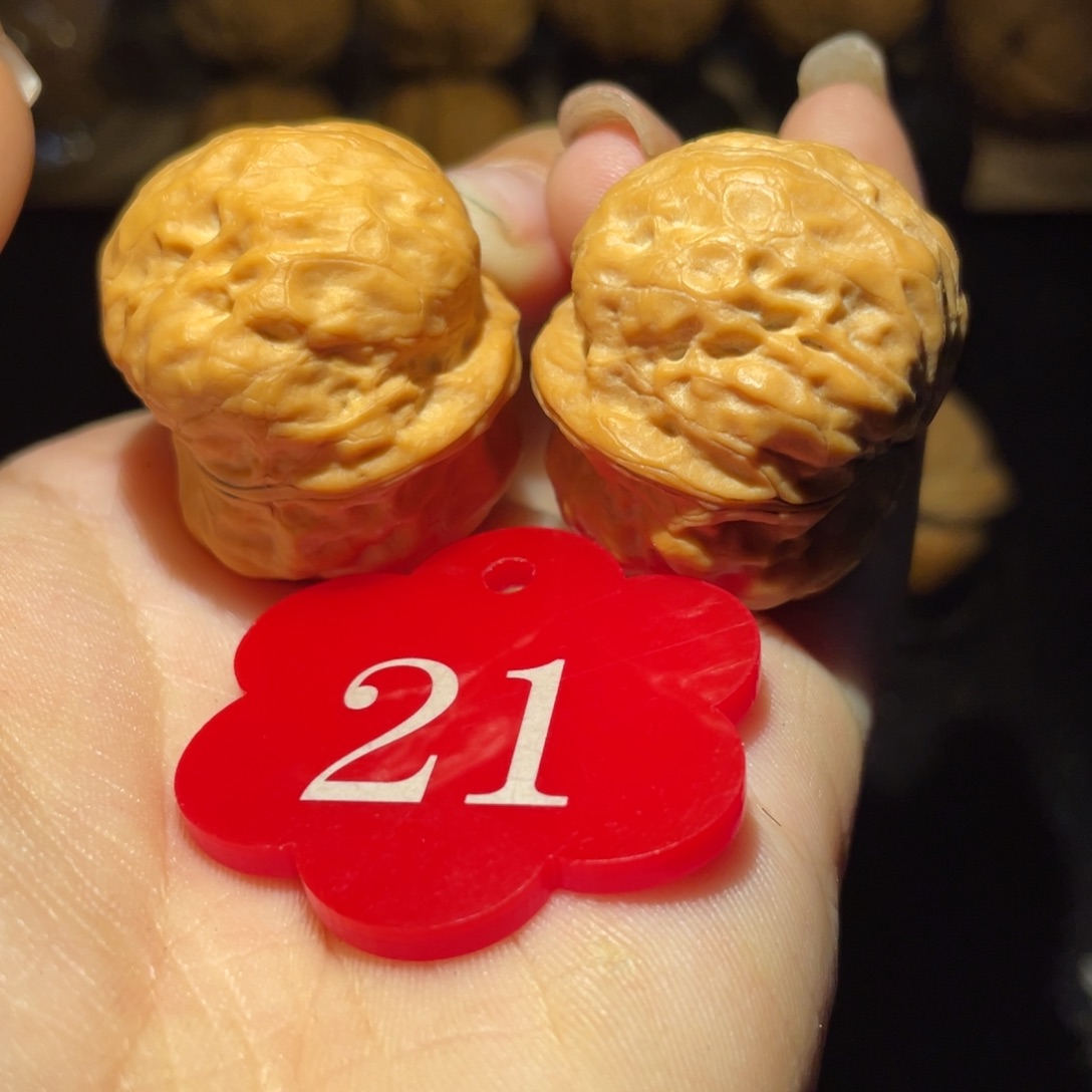 掌中宝34尺寸核桃（大小肚