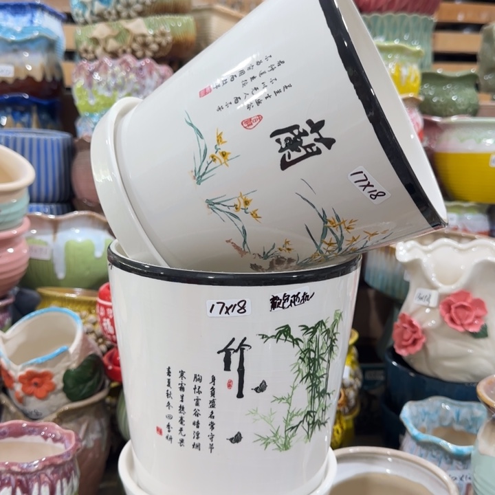 凑9块包邮，有孔，陶瓷花盆