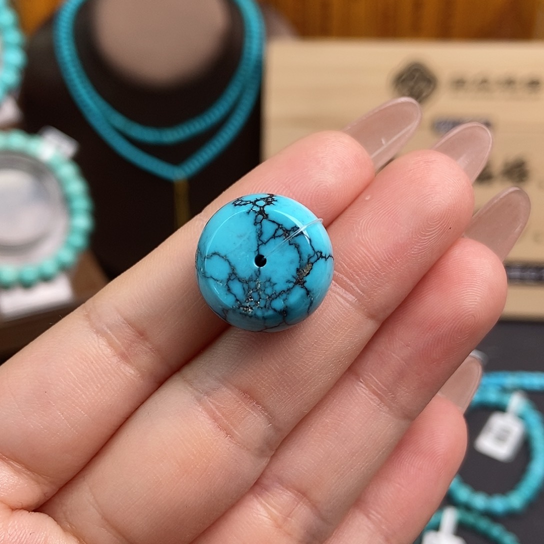 绿松石雕刻未镶嵌