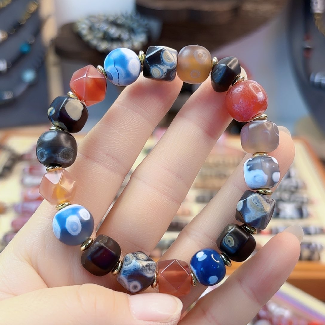 玛瑙/玉髓颈饰未镶嵌