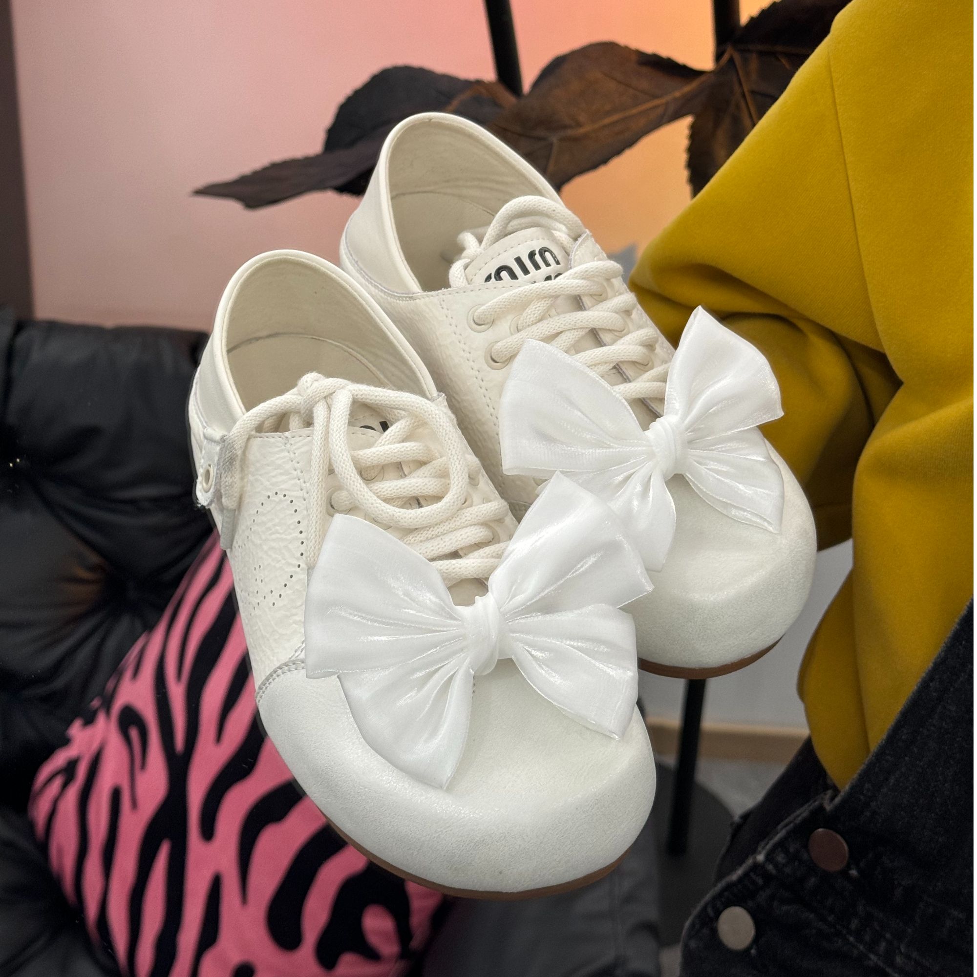 （蝴蝶结德训）joyous严选女鞋潮版(直接拍）