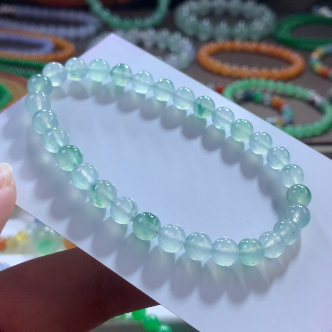 翡翠未镶嵌手链翡翠高冰飘绿花卡6+