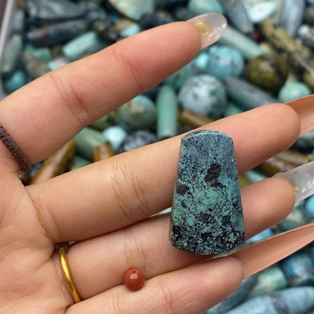 南红玛瑙未镶嵌珠宝奇石