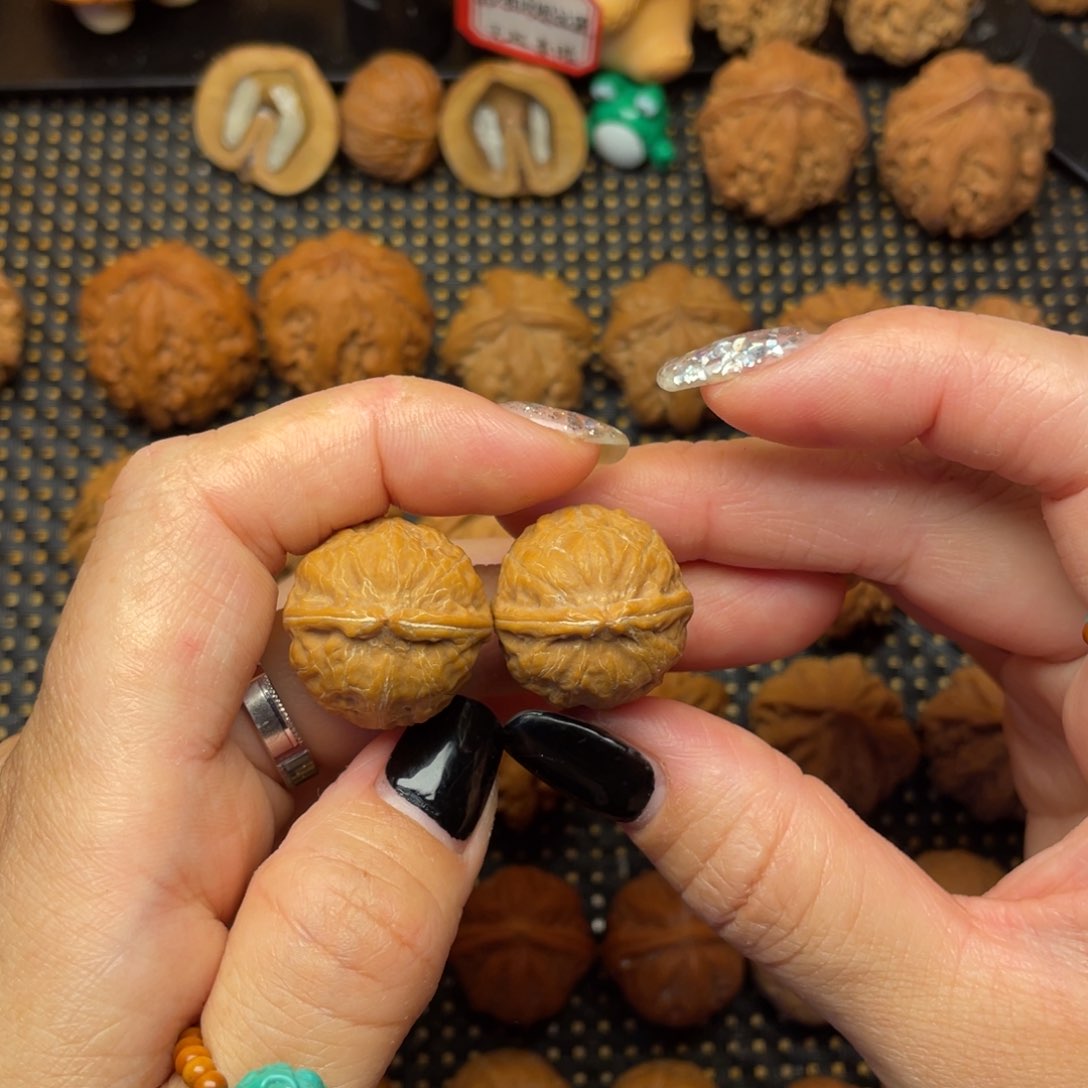 文玩核桃吊坠23尺全品瓷娃娃0007