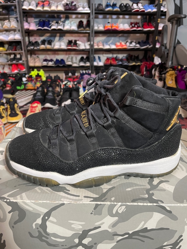 90新 maje 42码265/Air Jordan 11 康扣 篮球鞋 黑丝绒 
