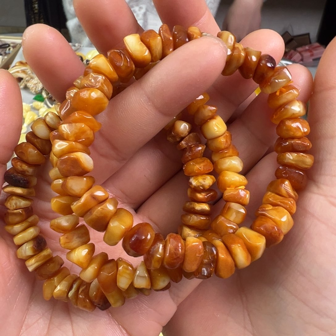 蜜蜡裸石未镶嵌多样性发一条