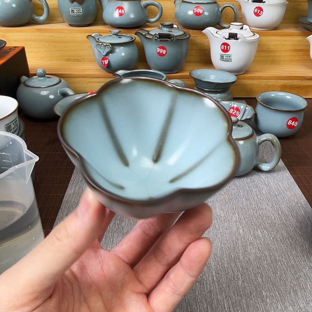 瓷片金多。小微瑕。。。。。。。。。