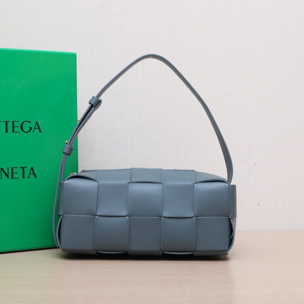 99新 BOTTEGA VENETA/葆蝶家 小花攀攀腋下包 小号 墨绿色 皮革S