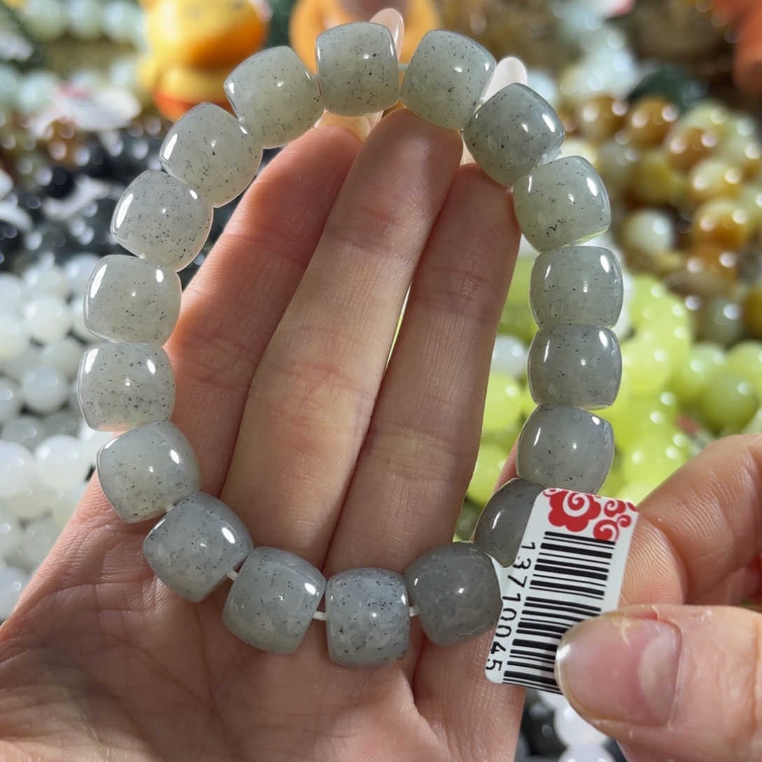 和田玉未镶嵌手串65