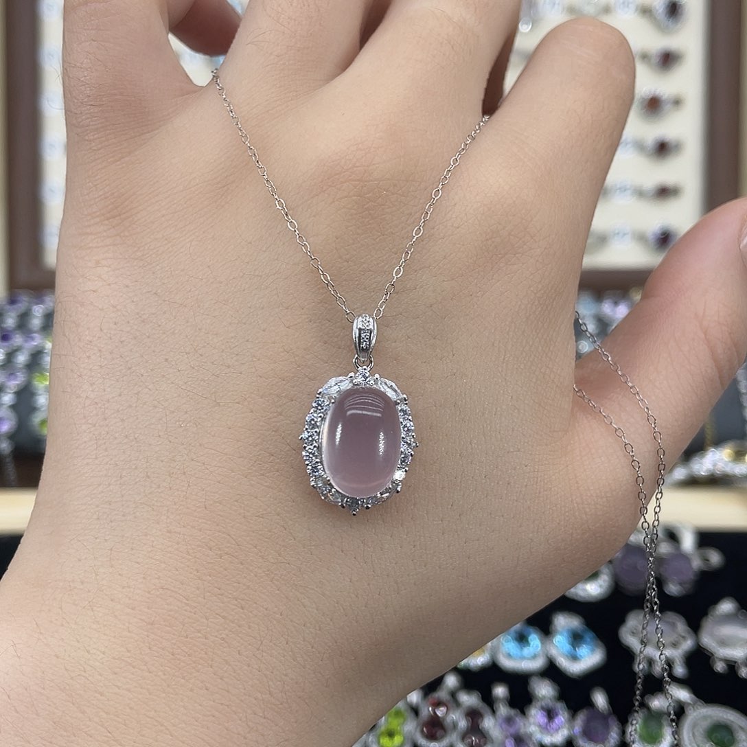 睡***～银S925镶嵌芙蓉石颈饰