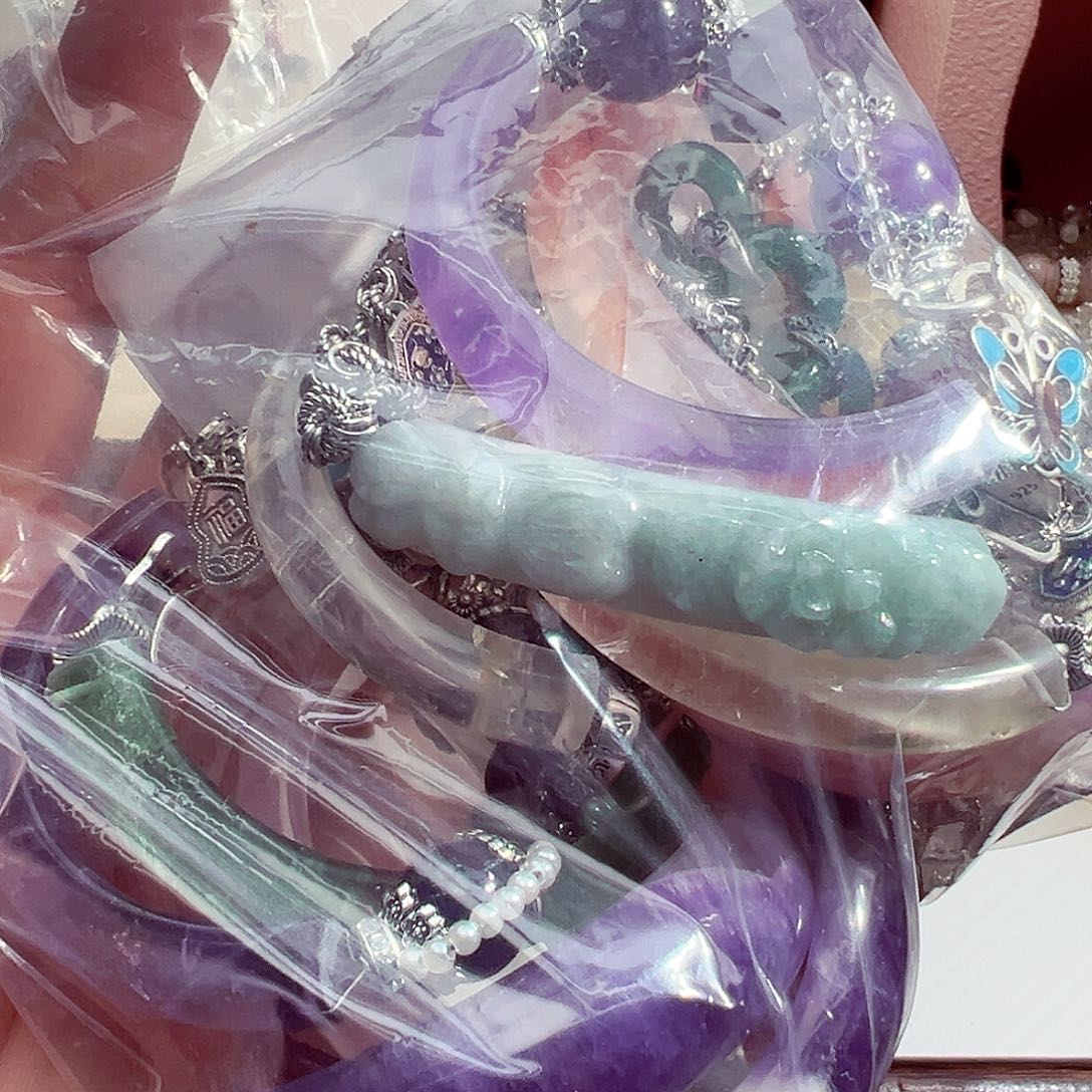 婕***、未镶嵌手链水晶水晶手链