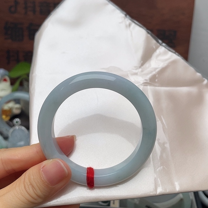 翡翠未镶嵌手镯51正圈