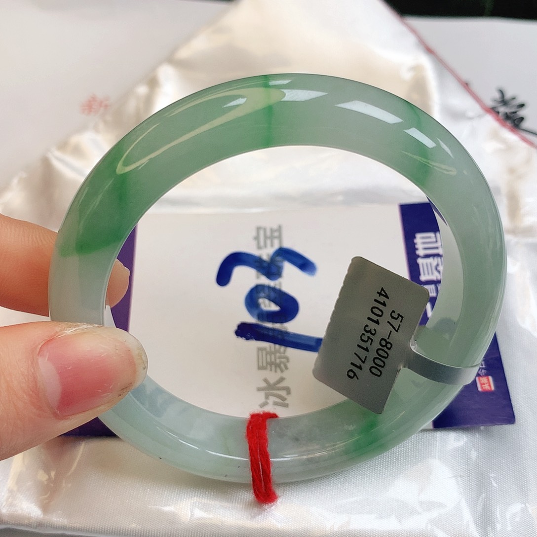 翡翠手镯未镶嵌缅甸天然a货翡翠