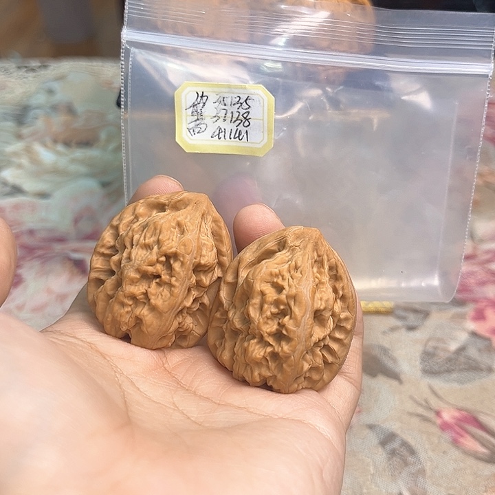 文玩核桃把件马蹄