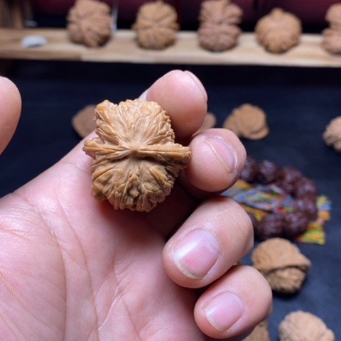 A***杨把件文玩核桃核桃