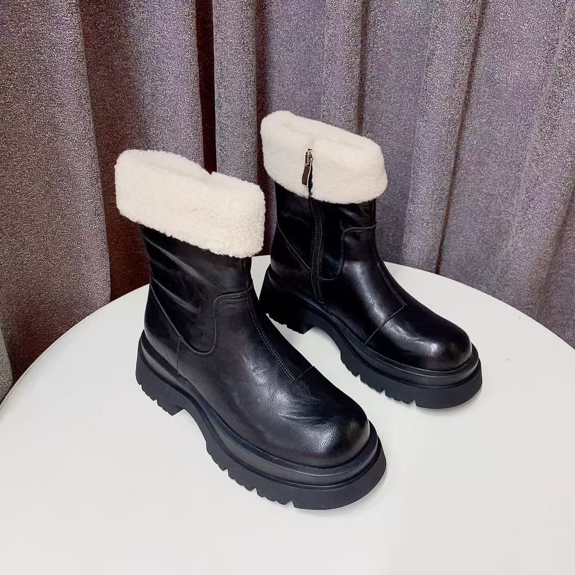 C8197  黑色绒里  秋冬厚底马丁靴2025新款轻便系带女士短靴