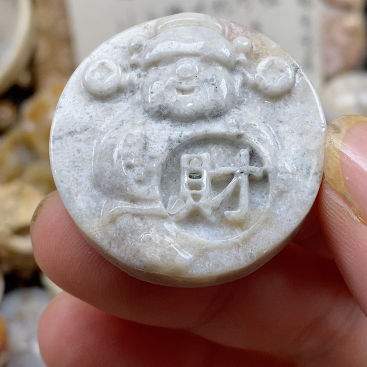 颈饰未镶嵌硅化珊瑚（珊瑚玉）有瑕小