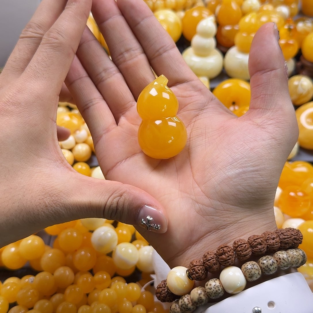 蜜蜡珠宝奇石未镶嵌葫芦