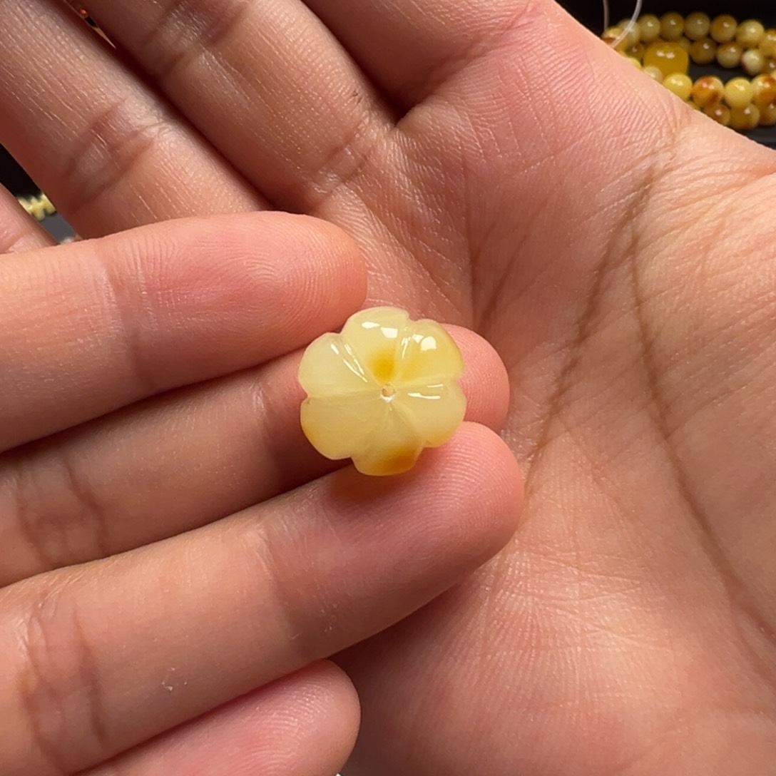 蜜蜡颈饰未镶嵌香**拉南瓜珠