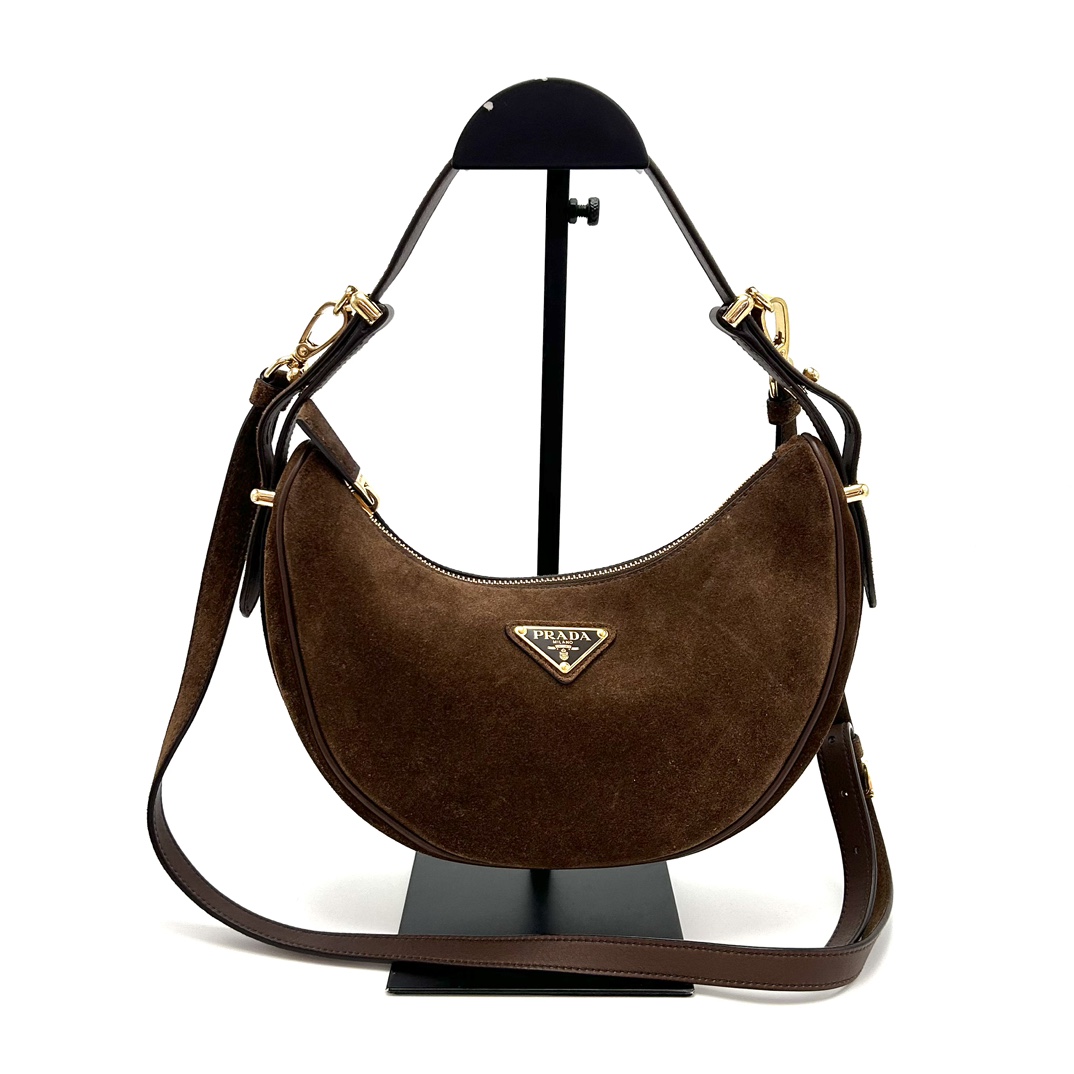 95新 Prada/普拉达 麂皮月亮单肩腋下包 61471