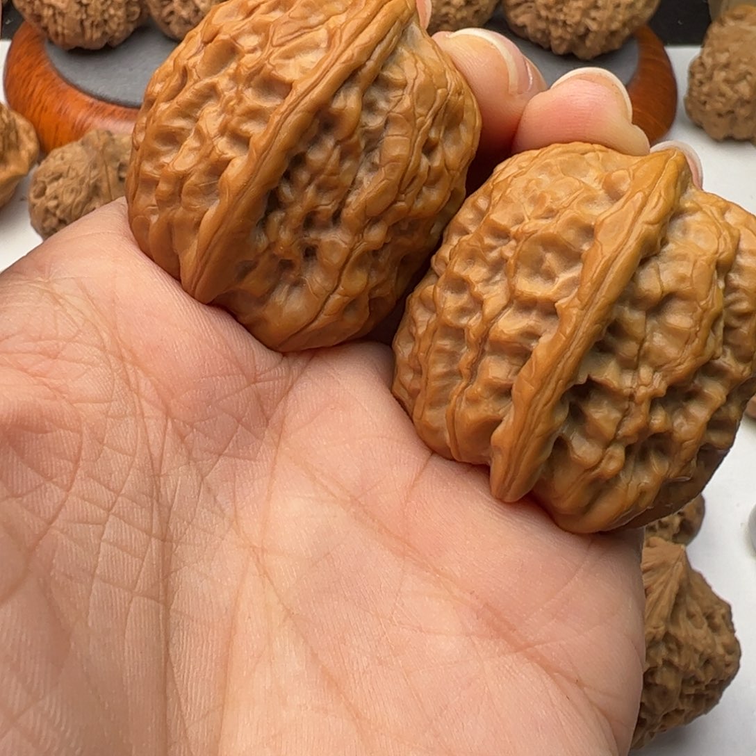 文玩核桃吊坠33霸王