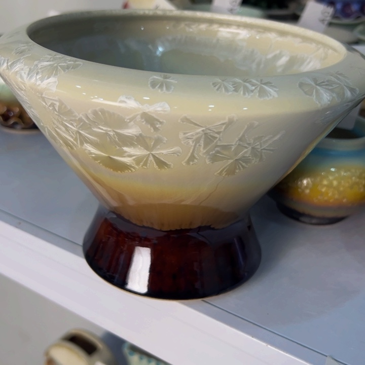 景德镇陶瓷研究所希****嘻