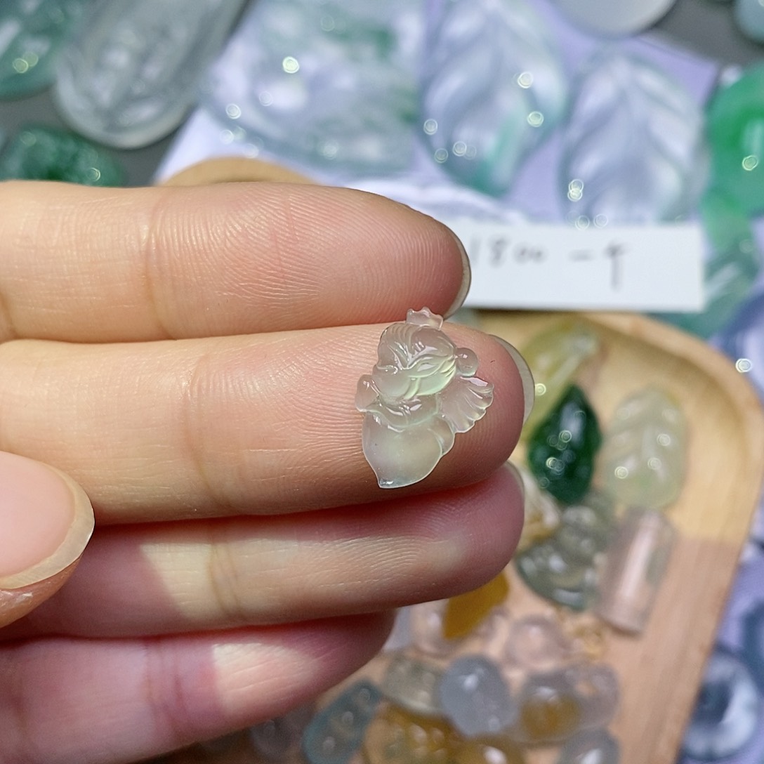 定制翡翠未镶嵌翡翠