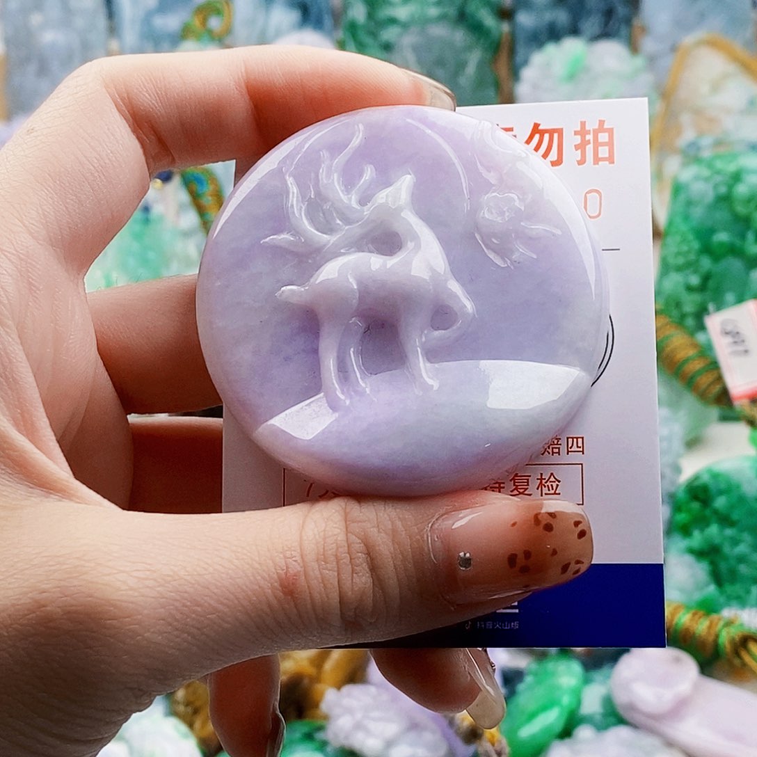 吊坠(不含链)未镶嵌翡翠