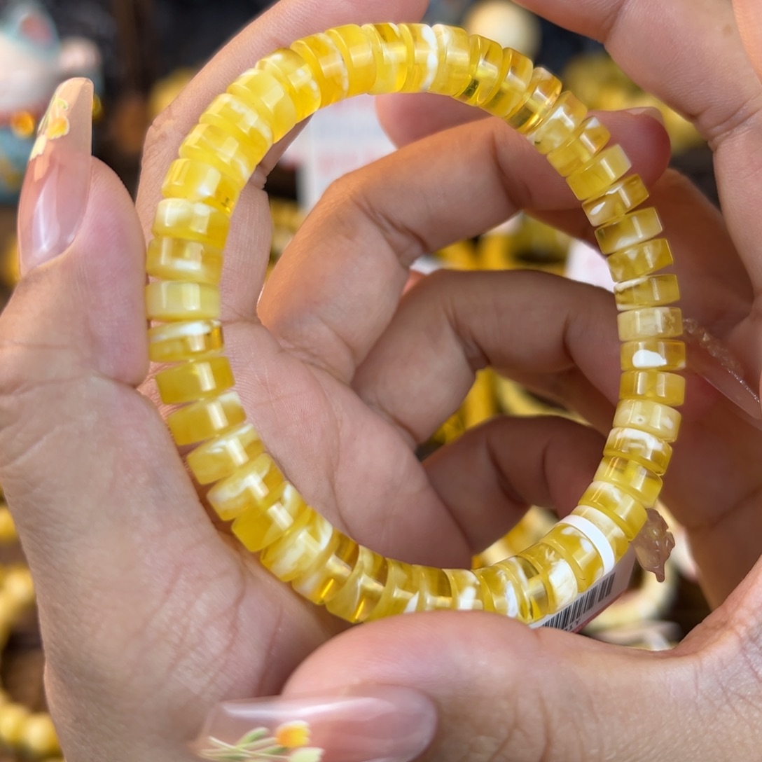 琥珀裸石未镶嵌kjbbvbbbbnnn