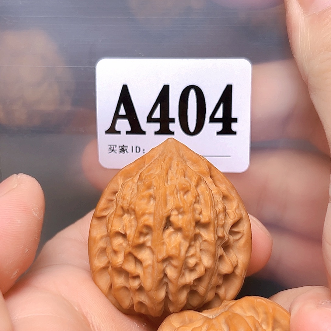 文玩核桃吊坠38免金牛