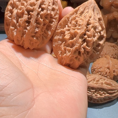 文玩核桃把件日*出野生鸡心41