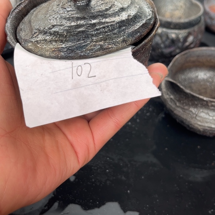 温**姐荥经黑砂102号盖碗1只