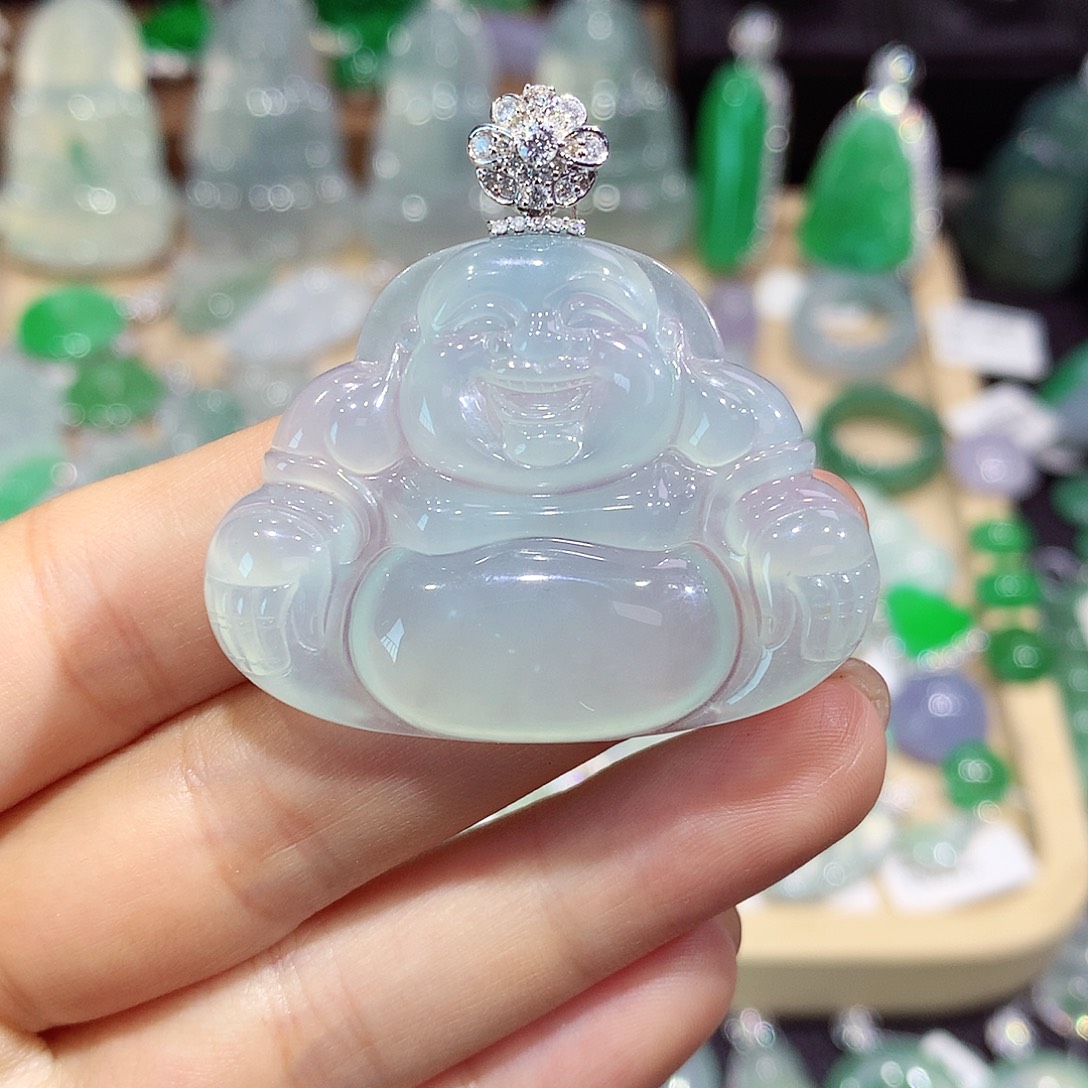 翡翠18K金镶嵌颈饰佛