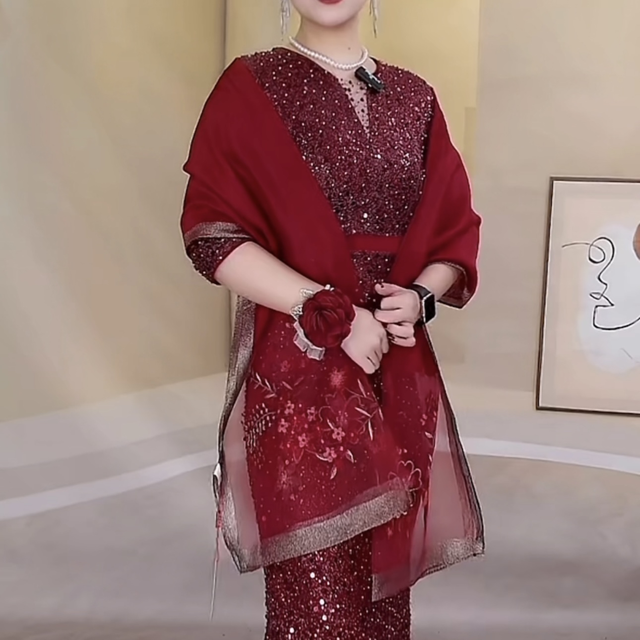 喜妃琳高端披肩民族风喜婆婆披肩酒红色长款真丝混纺绣花围巾