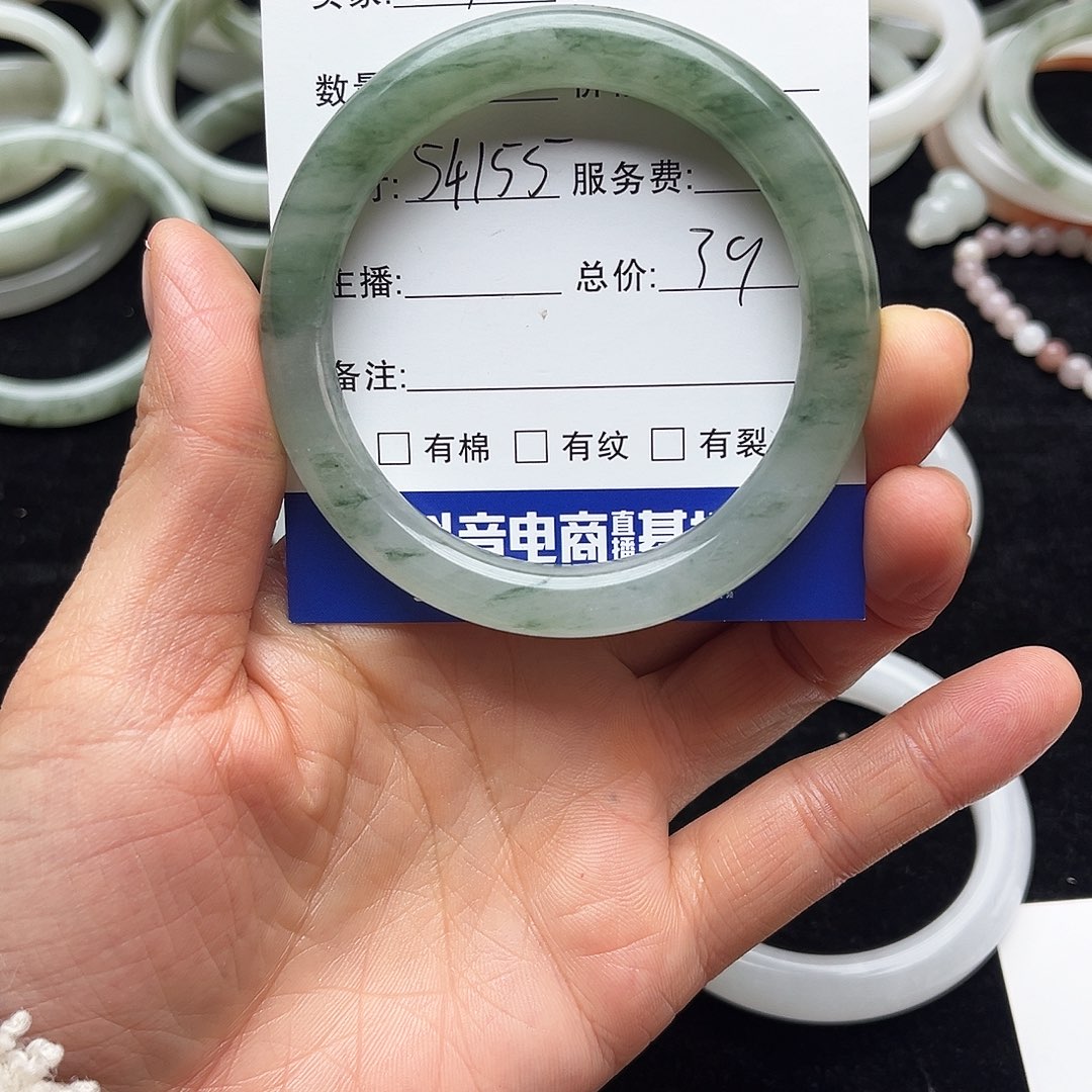 未镶嵌手镯石英质玉23