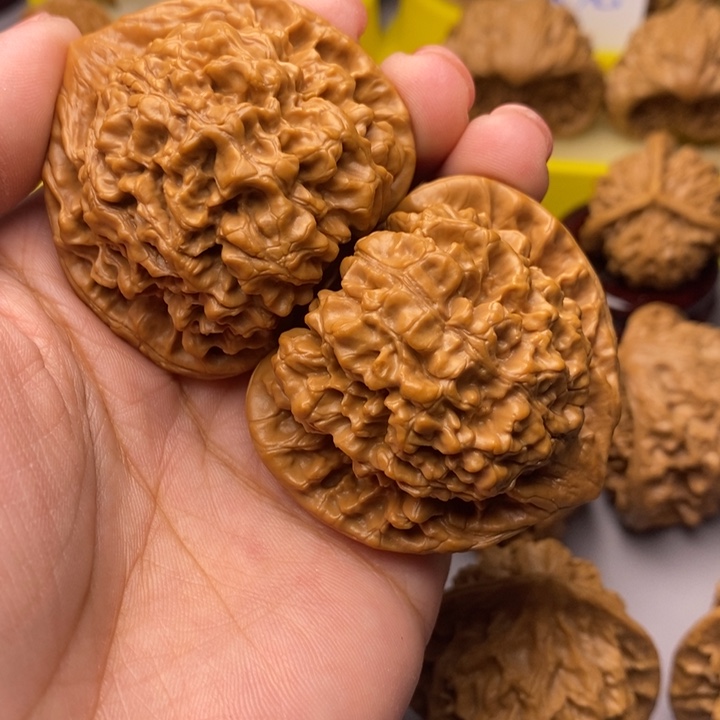 文玩核桃把件官帽