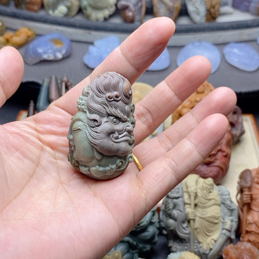 【闪购商品】定制石英质玉吊坠未镶嵌