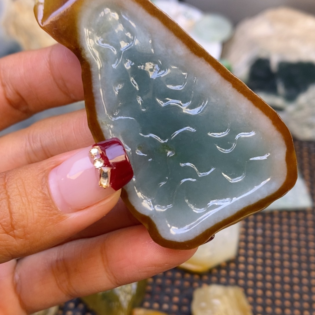 翡翠颈饰未镶嵌不****D翡翠