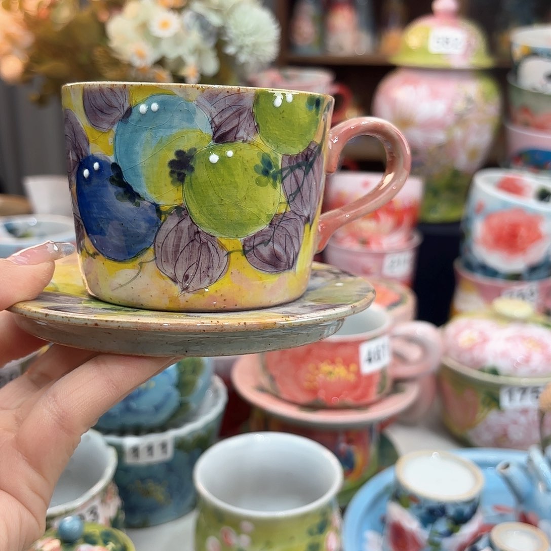 瓷片在这里我们都有很多话需要对我们