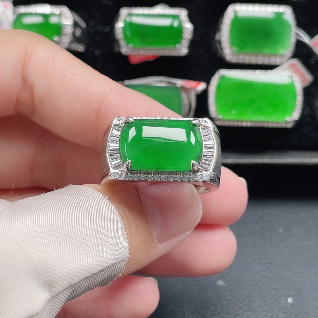 翡翠银S925镶嵌戒指天然A货翡翠没运费险3931