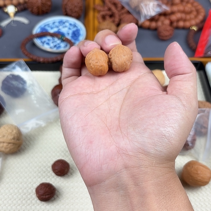 吊坠文玩核桃小野蟾