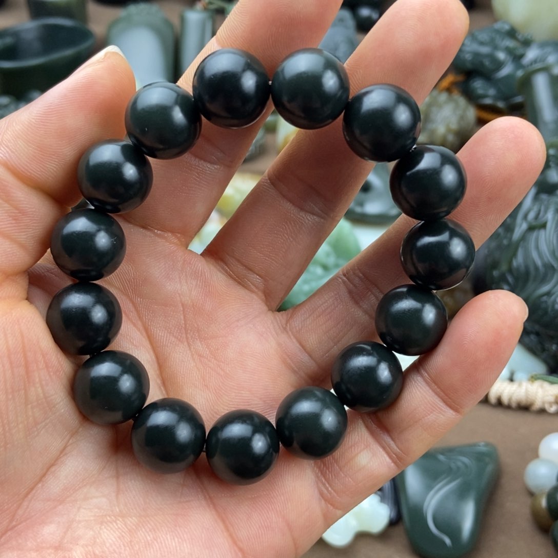 和田玉挂件未镶嵌纹****今