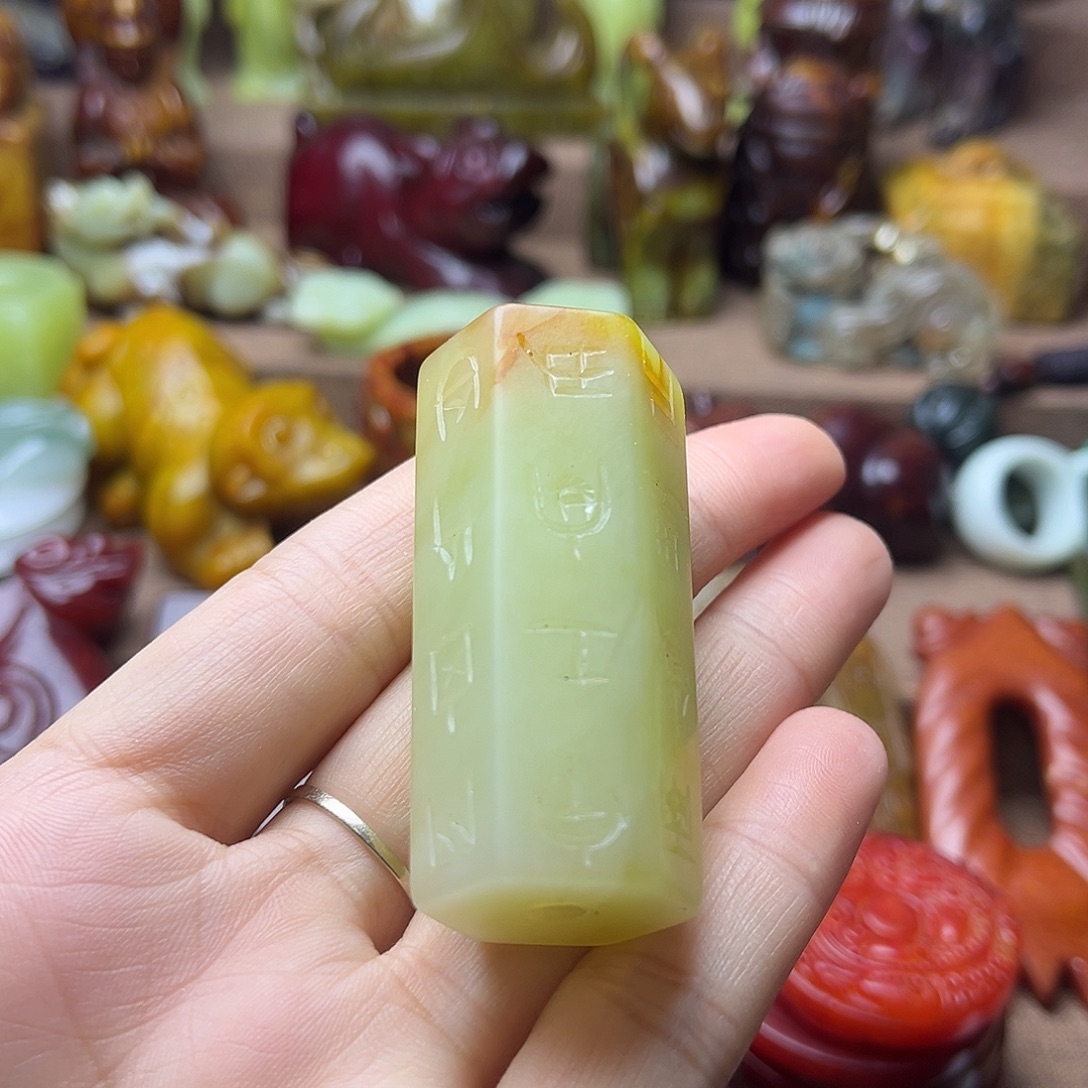 白玉菩提吊坠33。。