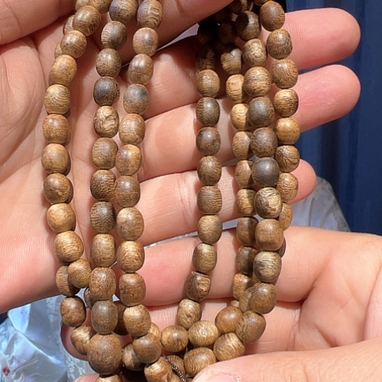 沉香手串白棋留疤0.7多样性发货1条