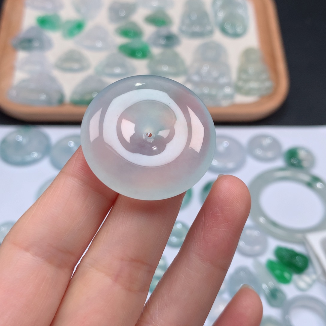 翡翠颈饰未镶嵌冰种大平安扣