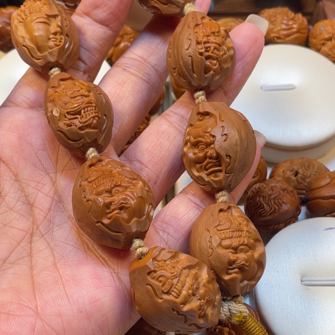 一念之间橄榄核手串