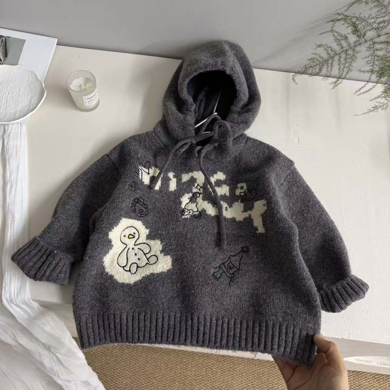 2025年秋冬新款儿童加绒百搭韩版宽松时尚31036连帽毛衣
