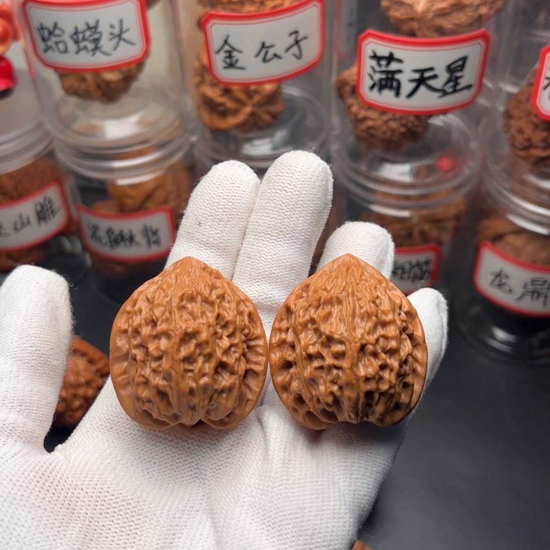 把件文玩核桃36.5全品金牛