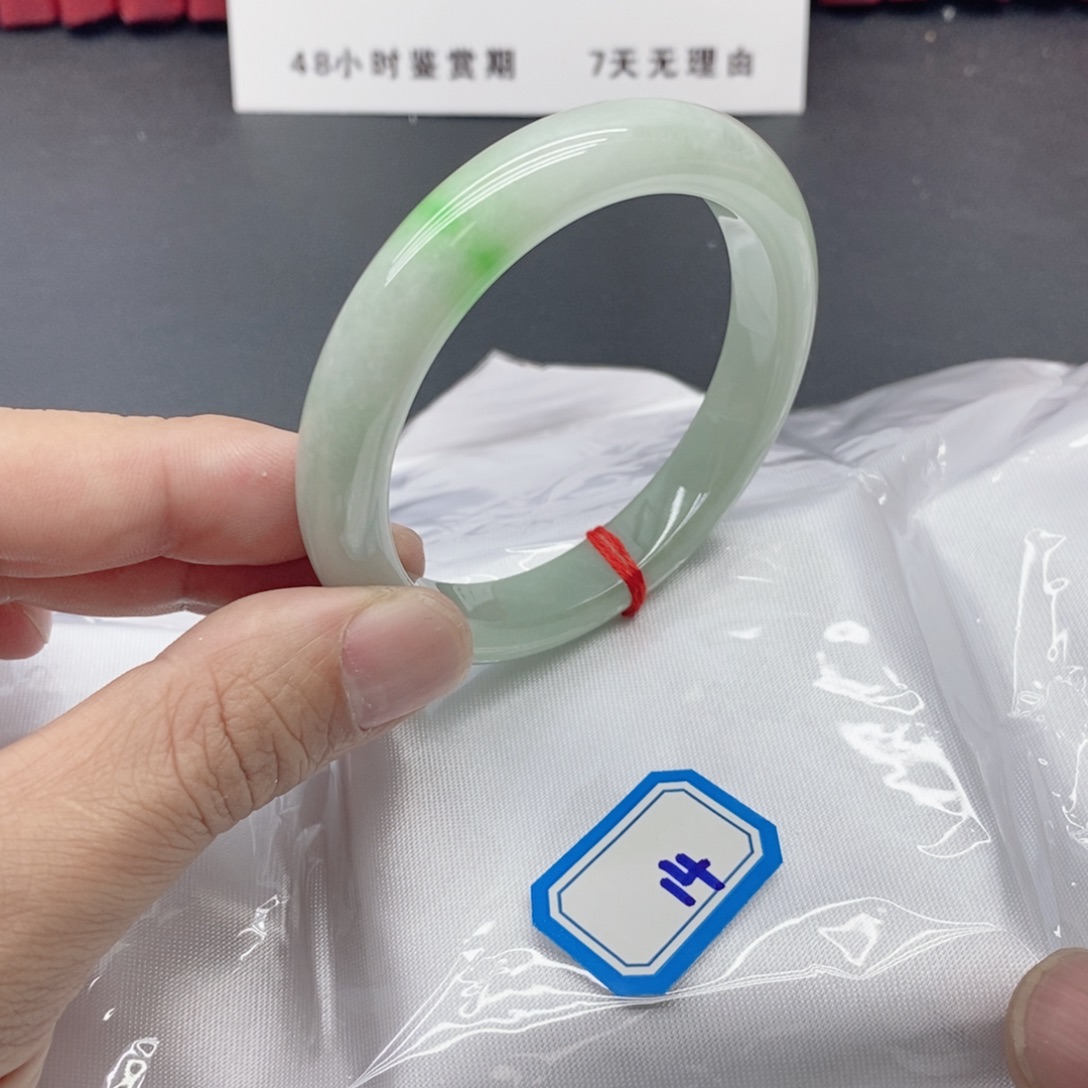 岫玉未镶嵌手镯翡手镯14
