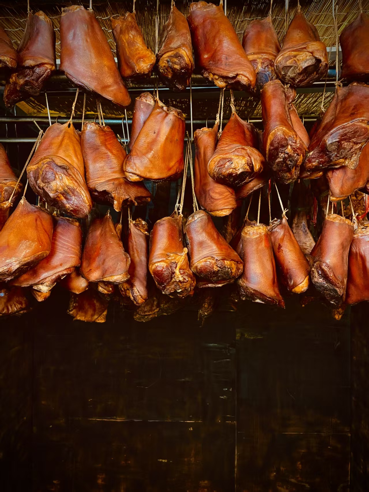 【一称一拍】湖北恩施猪猪脚排骨香肠五花耳朵尾巴腊肉